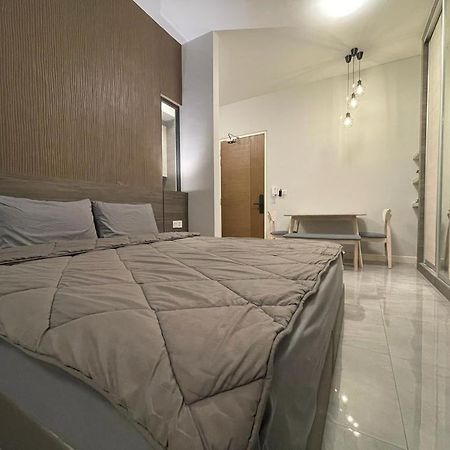Imperio.Res - Near To Jonker & Mall - Pool View Malacca Esterno foto