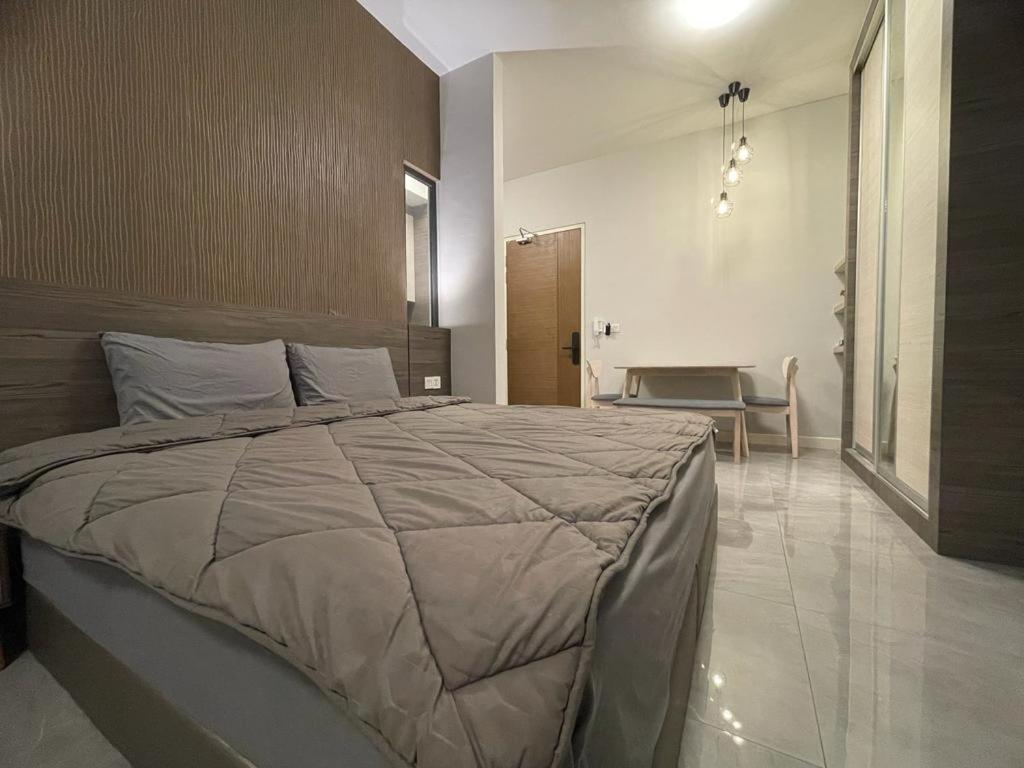 Imperio.Res - Near To Jonker & Mall - Pool View Malacca Esterno foto